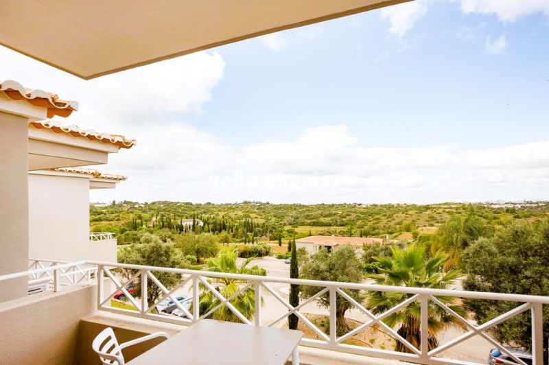 Studio apartment on a golf resort near Carvoeiro